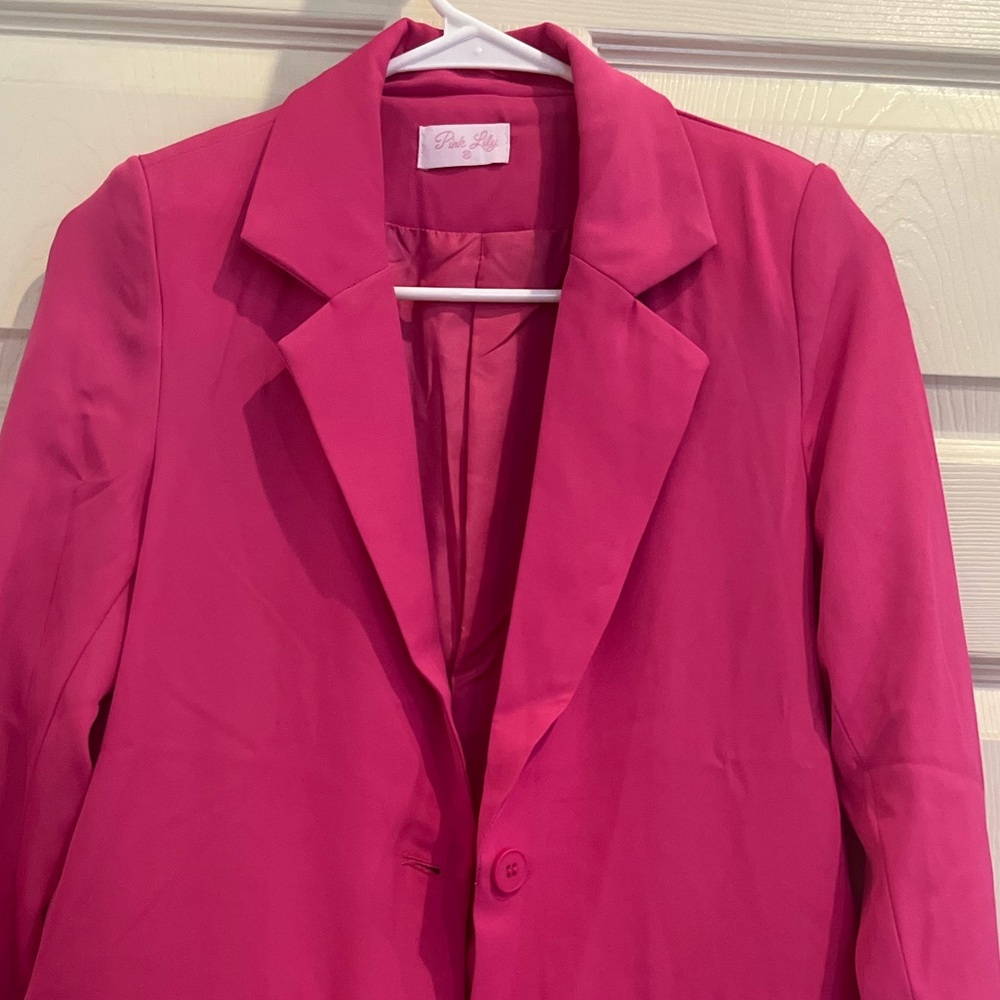 PINK LILY/feather accents on sleeves, vibrant pink blazer - Picture 2 of 9